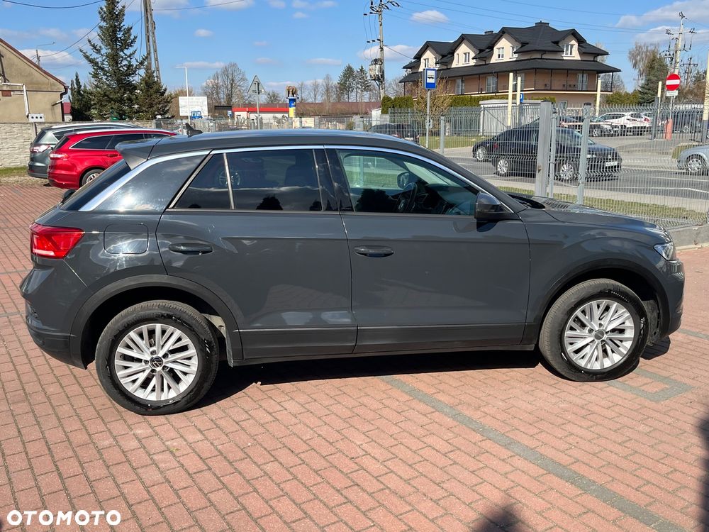Volkswagen T-Roc - 4