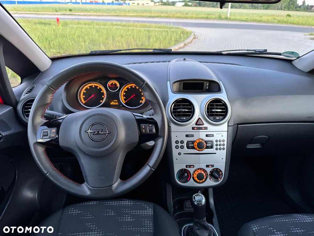 Opel Corsa 1.4 16V Color Race - 11