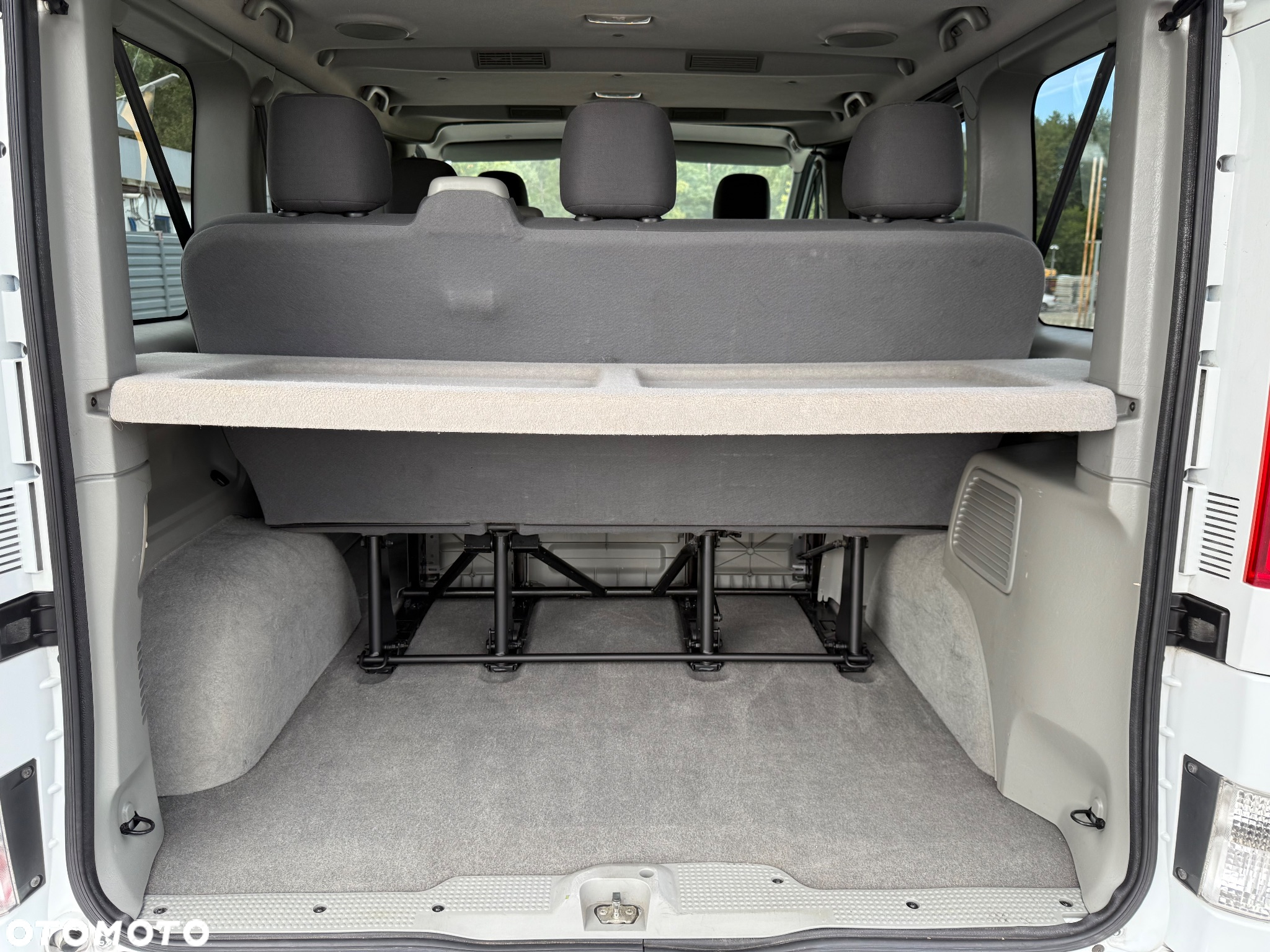 Opel Vivaro Tour Cosmo L1H1 - 27