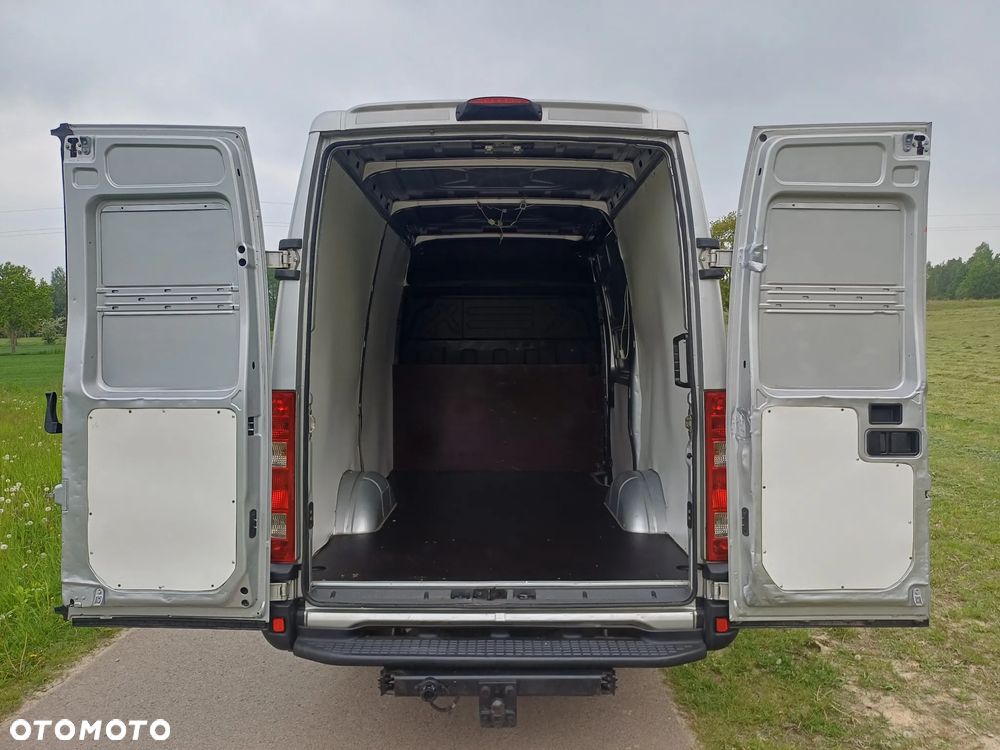 Iveco 35S13 - 24