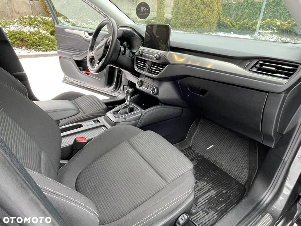 Ford Focus 2.0 EcoBlue Titanium - 21