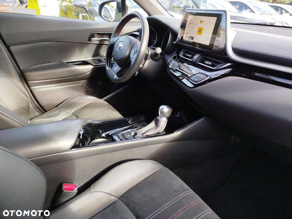 Toyota C-HR - 9