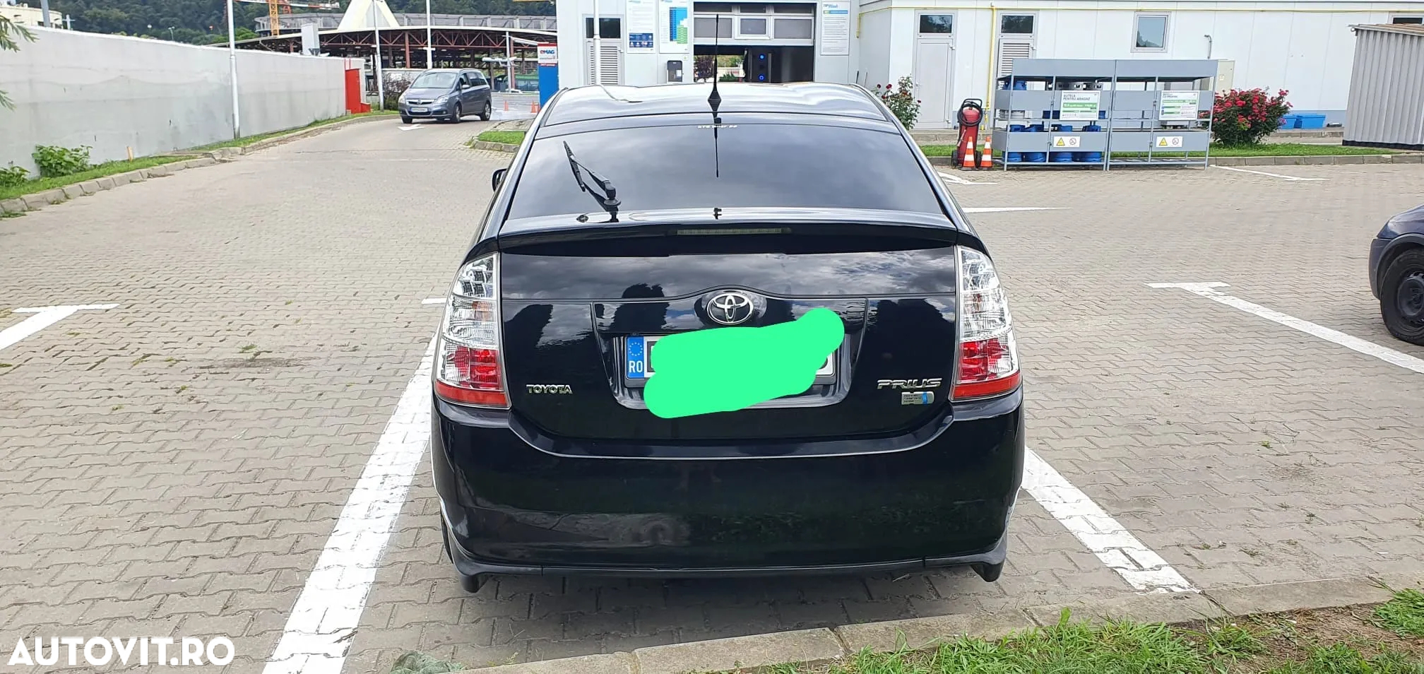 Toyota Prius (Hybrid) Sol - 6
