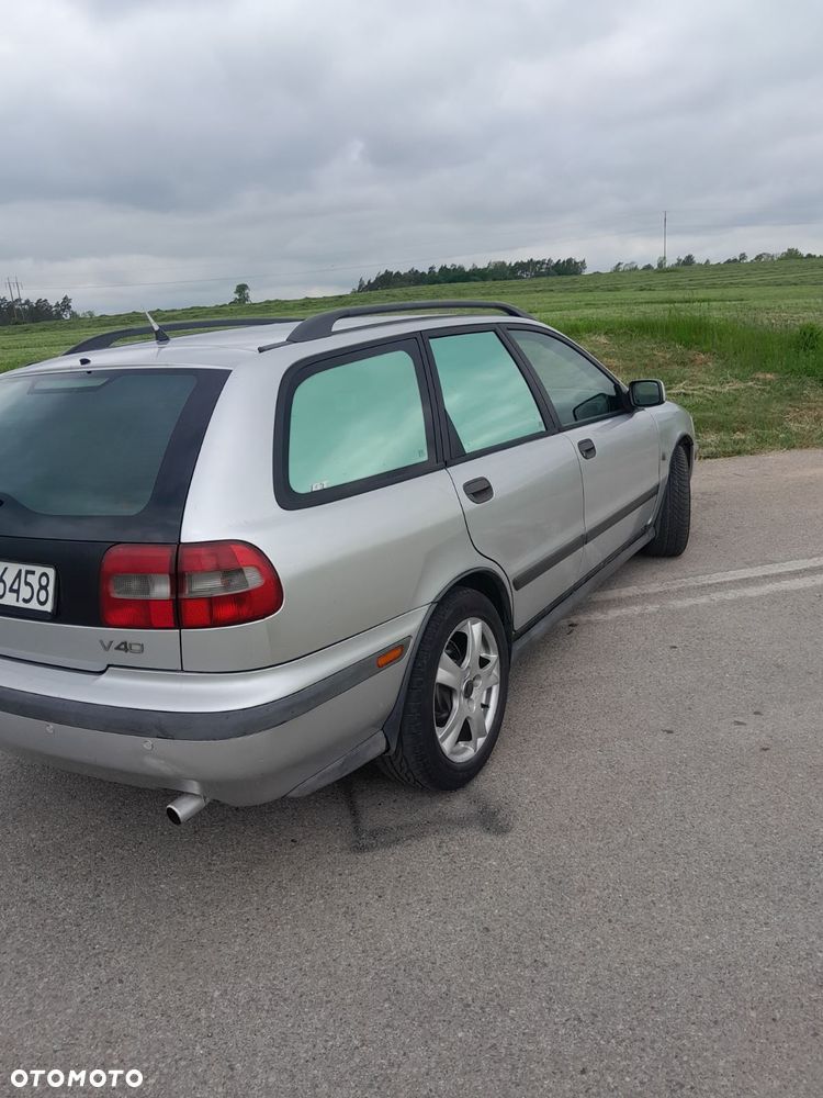 Volvo V40 - 4