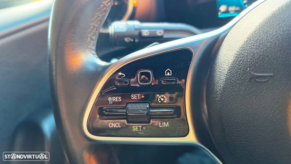 Mercedes-Benz A 250 e Progressive - 9