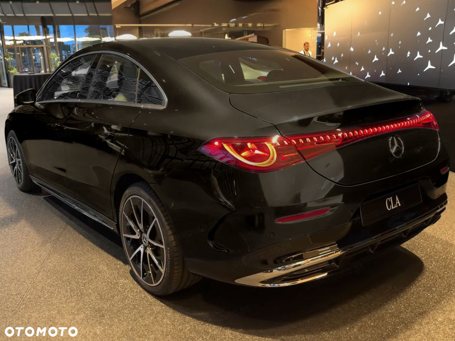 Mercedes-Benz CLA - 4