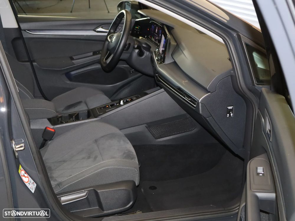 VW Golf 1.4 TSI e-Hybrid DSG - 19