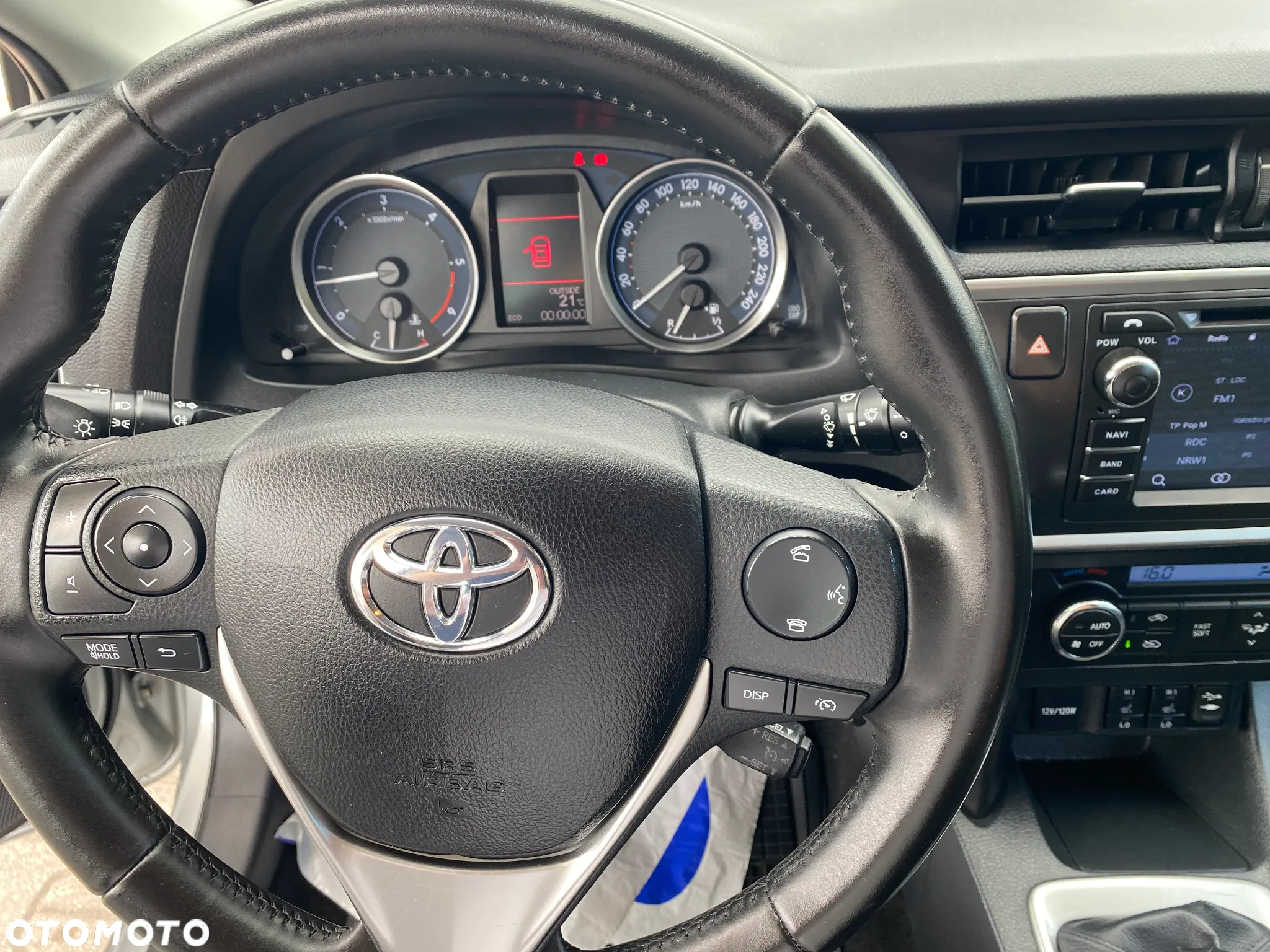 Toyota Auris - 23