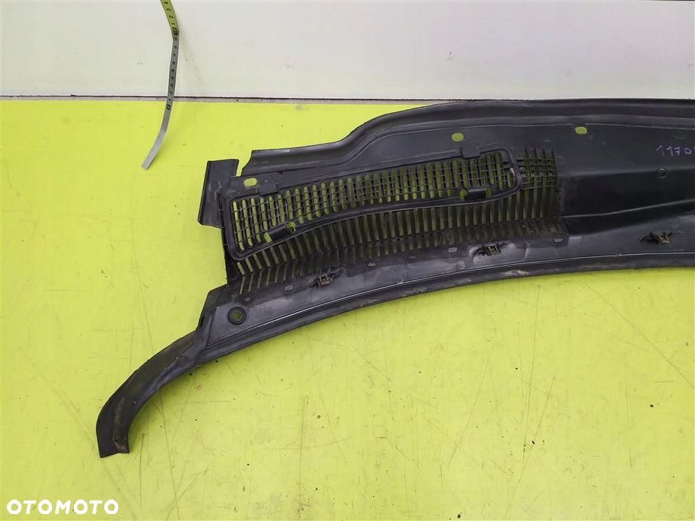 Podszybie Dodge Magnum 2004-2008 04805834AA 64577B ORYGINAŁ - 2