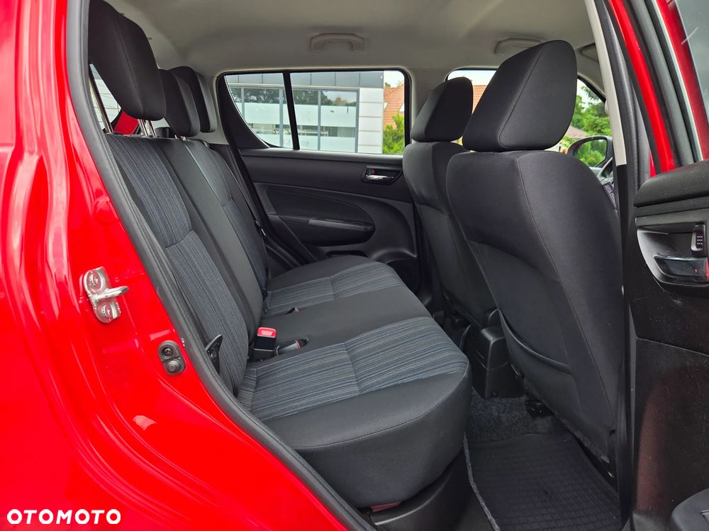 Suzuki Swift 1.2 Premium - 10