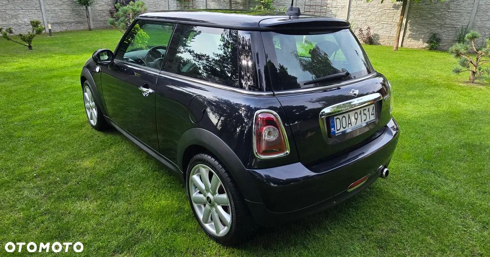 MINI Cooper Standard - 8