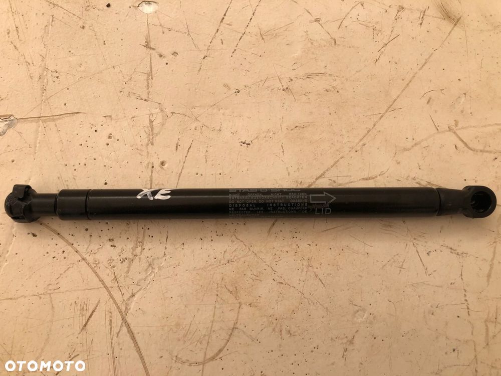 JAGUAR XE 2.0D SIŁOWNIK TELESKOP KLAPY BAGAŻNIKA - 2