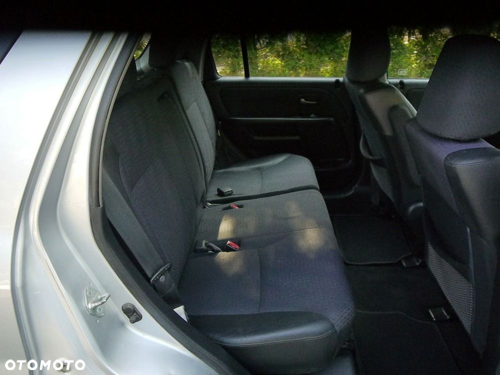 Honda CR-V 2.0i Executive - 31
