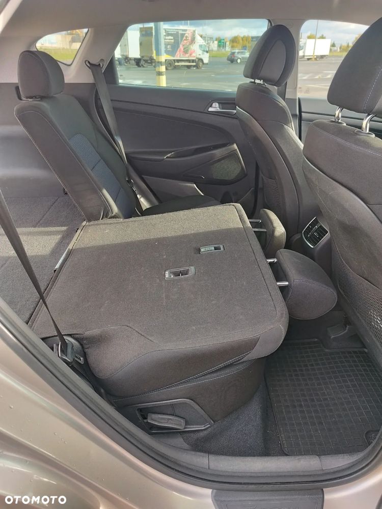 Hyundai Tucson 1.6 GDI BlueDrive Classic 2WD - 22