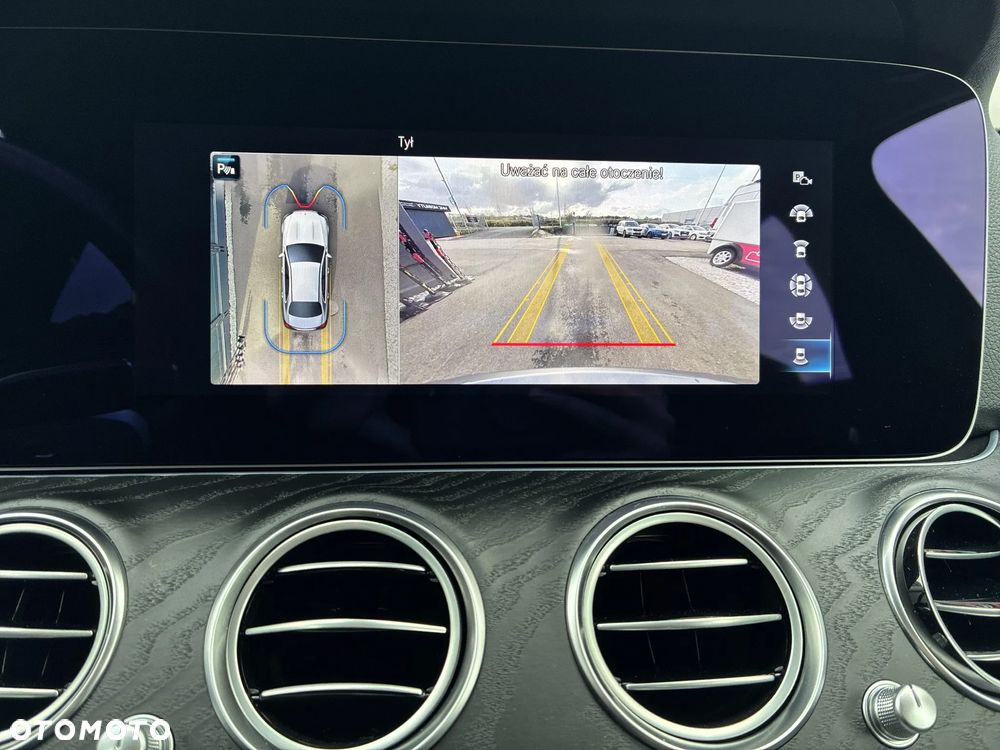 Mercedes-Benz Klasa E 300 d 4-Matic AMG/Avantgarde - 30