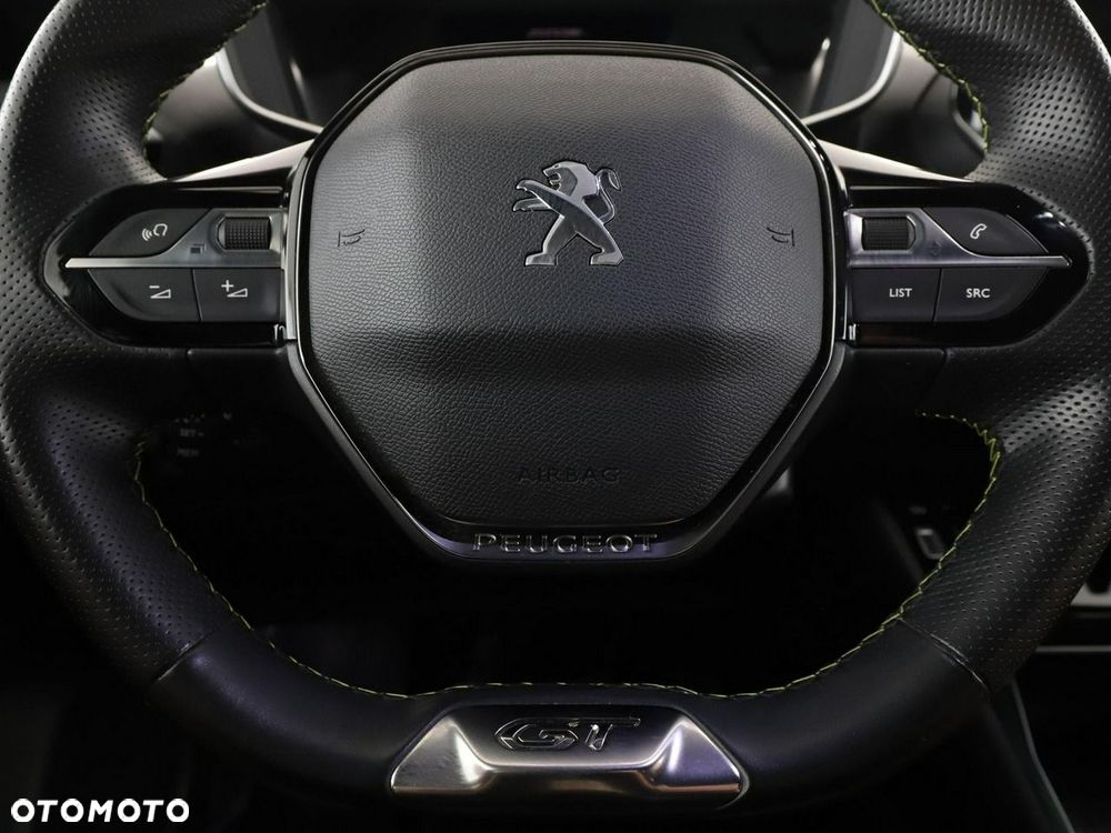 Peugeot 2008 1.2 PureTech GT S&S - 22