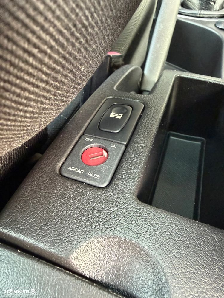 Peugeot 307 1.6 HDi Executive - 25