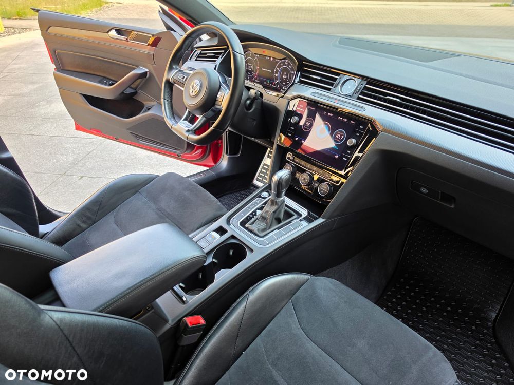 Volkswagen Arteon 2.0 TDI SCR R-Line DSG - 12