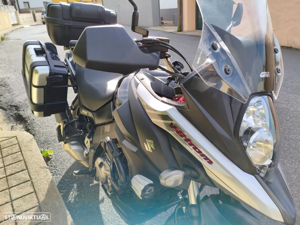 Suzuki DL V-Strom 650 XT 2018 - 11