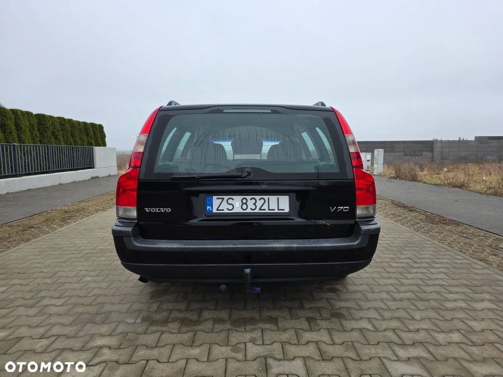 Volvo V70 2.4 Premium - 9