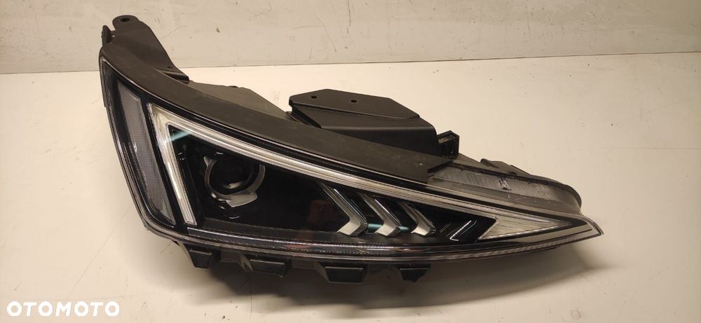 HYUNDAI ELANTRA VI LIFT LAMPA PRAWA REFLEKTOR PRAWY PRZÓD PRZEDNIA 18- - 2
