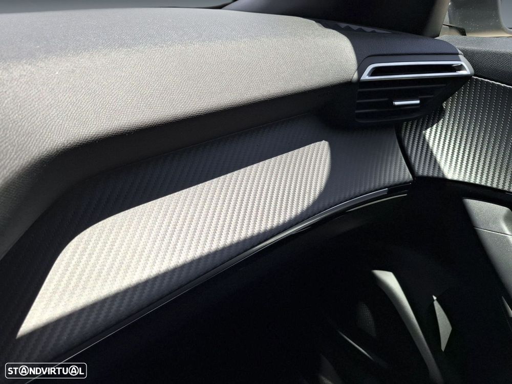 Peugeot e-2008 54 kWh Allure - 23