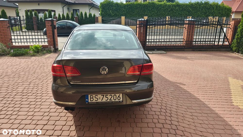 Volkswagen Passat 1.8 TSI Comfortline DSG - 5