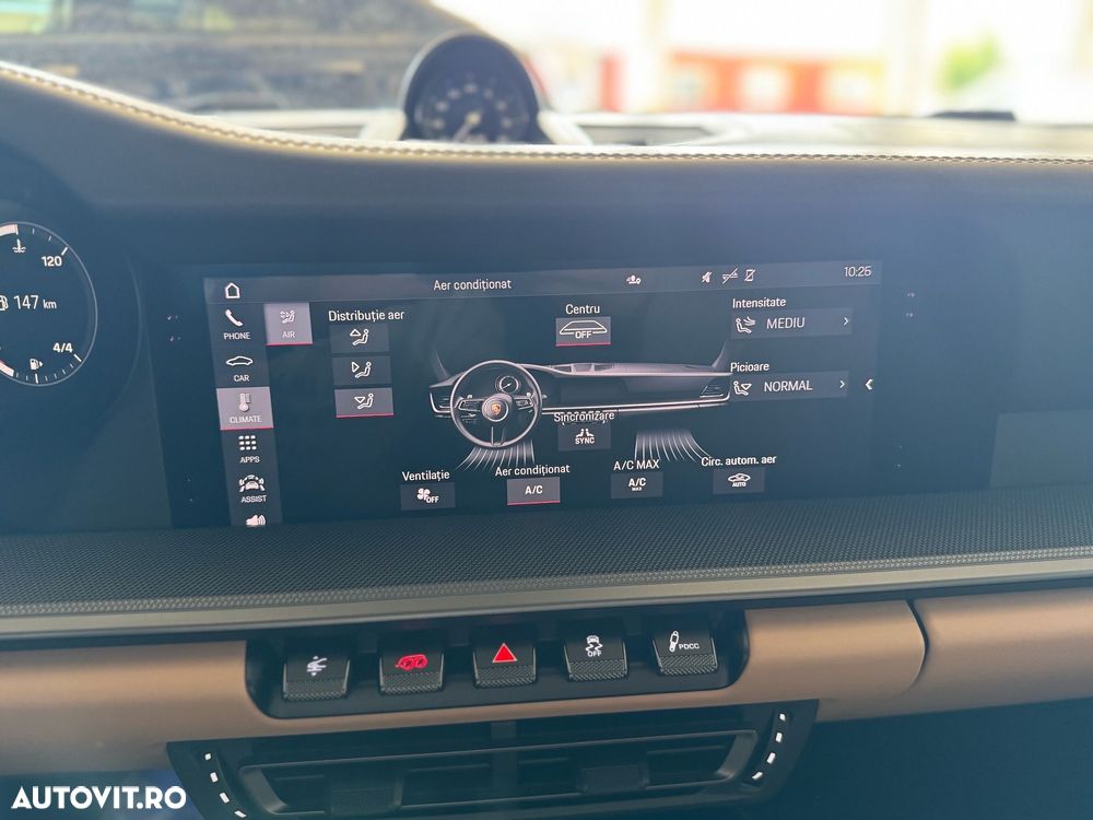 Porsche 911 Carrera 4S PDK - 18