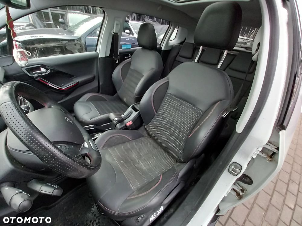 PEUGEOT 2008 FOTELE KANAPA KOMPLET GT-LINE GRZANE - 1