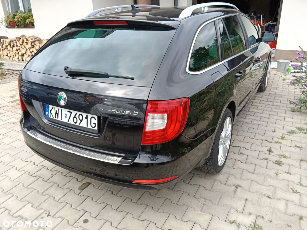Skoda Superb 2.0 TDI Ambition DSG - 7