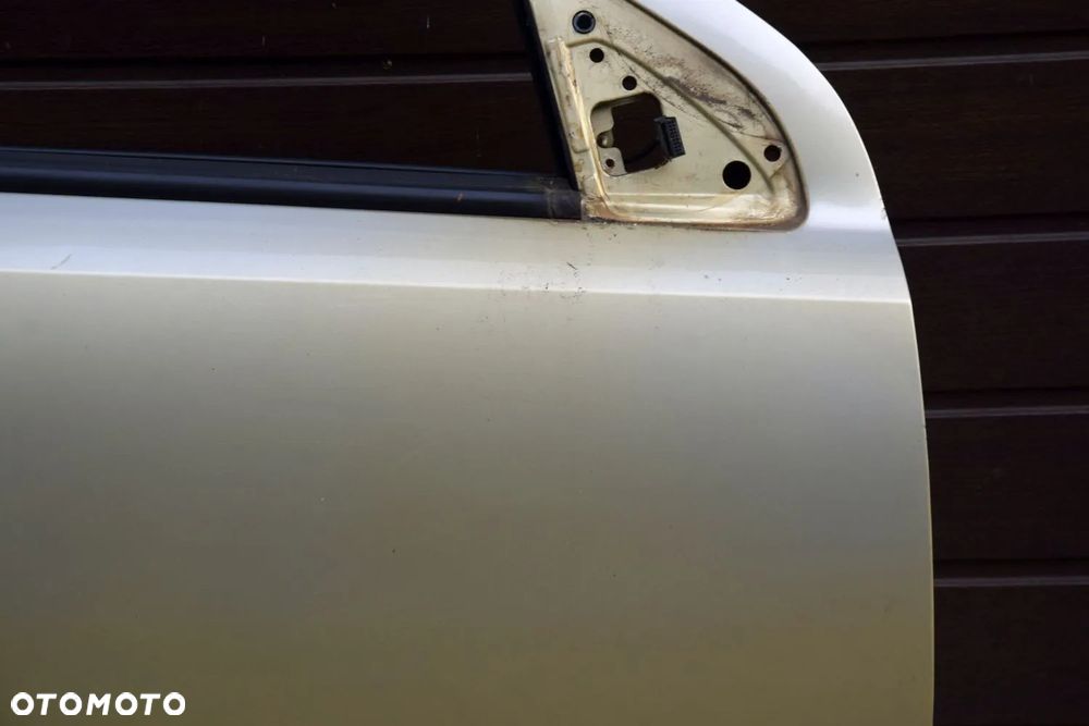 Opel Astra H Drzwi prawy przód prawe przednie Z40H złote KOMPLETNE - 4