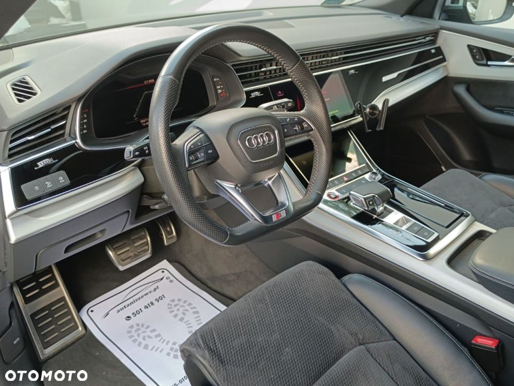 Audi SQ8 - 20