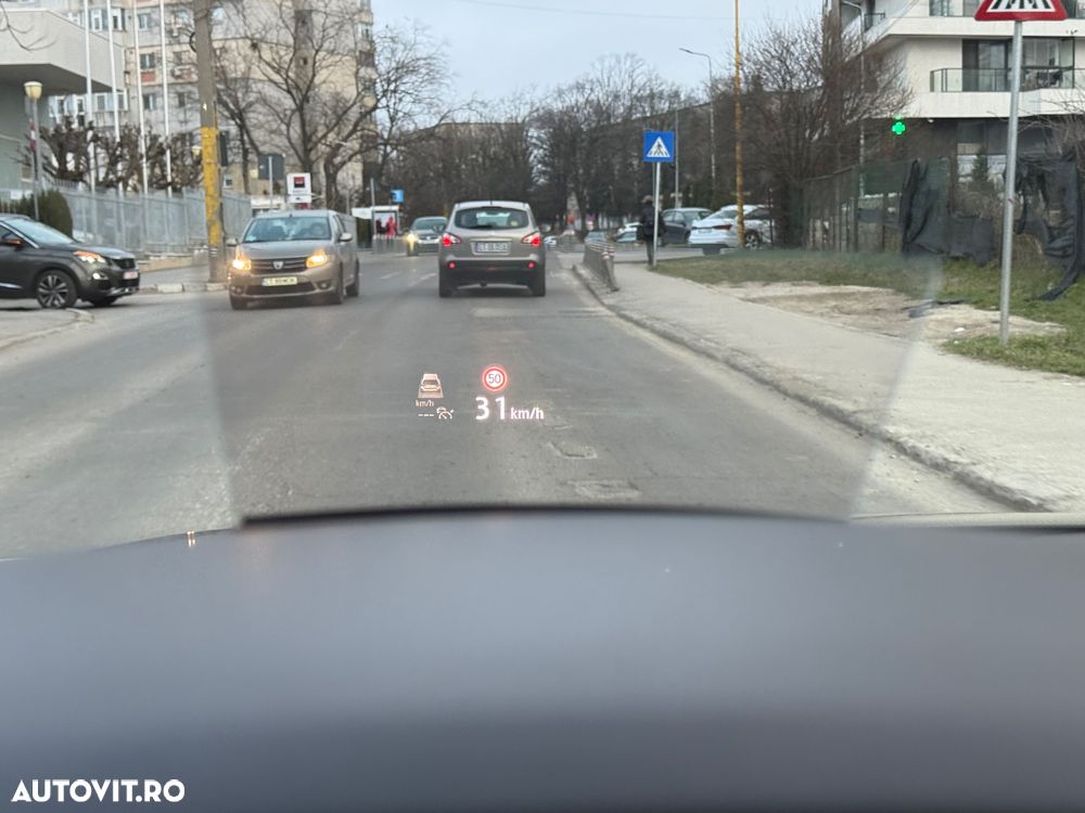 Volkswagen Tiguan - 21