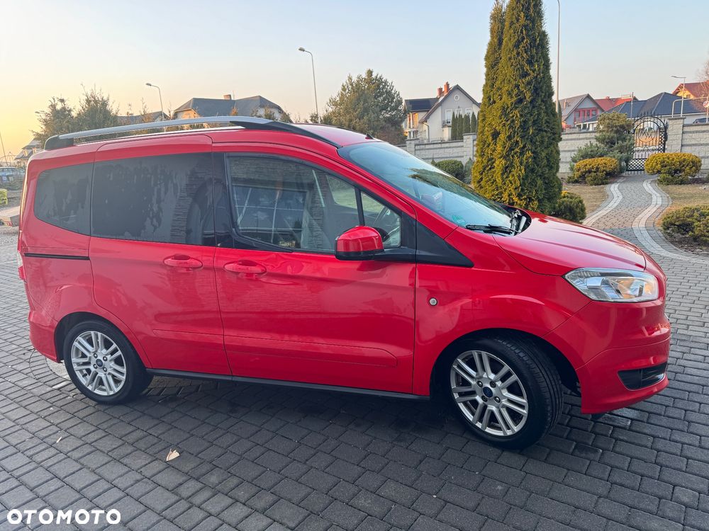 Ford Tourneo Courier 1.0 EcoBoost Titanium - 10