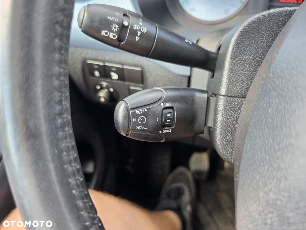 Citroën Berlingo 1.6 HDi Exclusive - 21