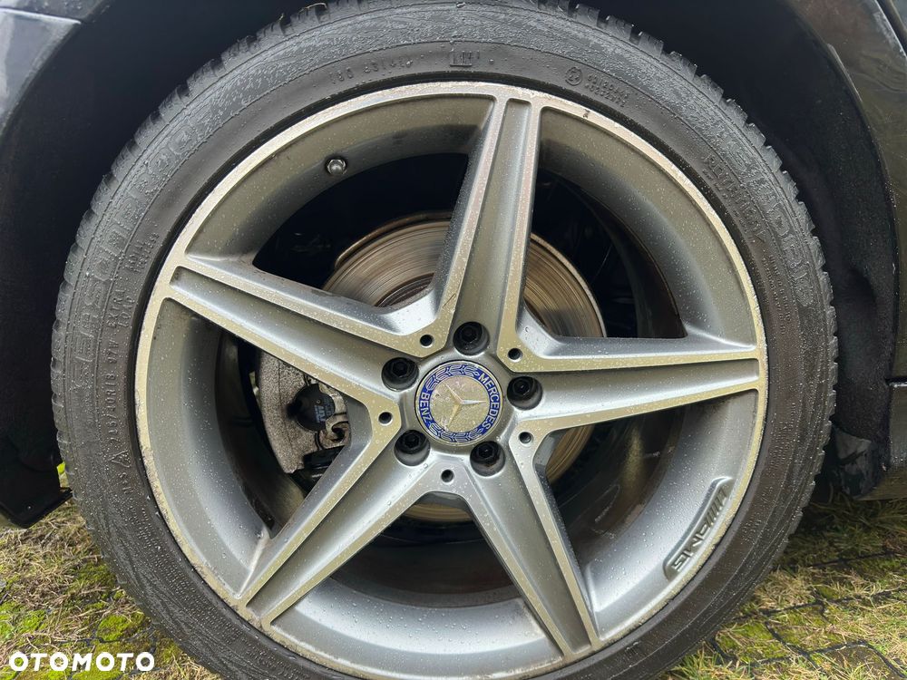 Mercedes-Benz Klasa C 200 4-Matic 9G-TRONIC - 23