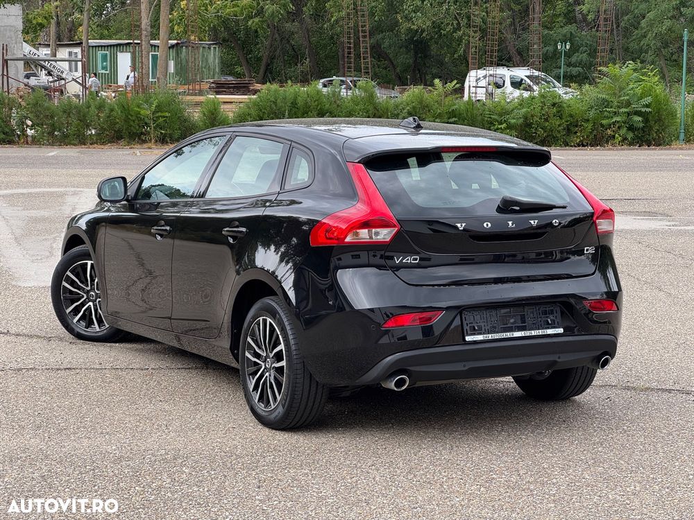 Volvo V40 D2 Geartronic - 11