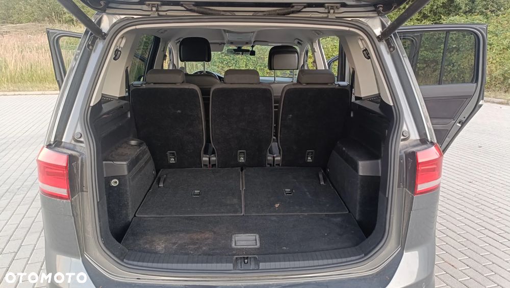 Volkswagen Touran 1.6 TDI BMT SCR Comfortline - 19