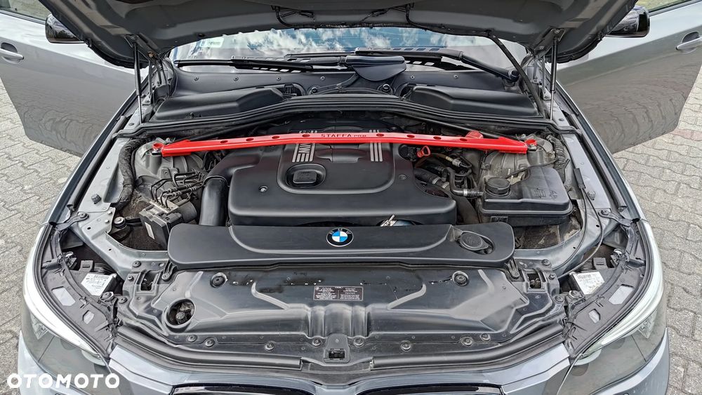 BMW Seria 5 - 16