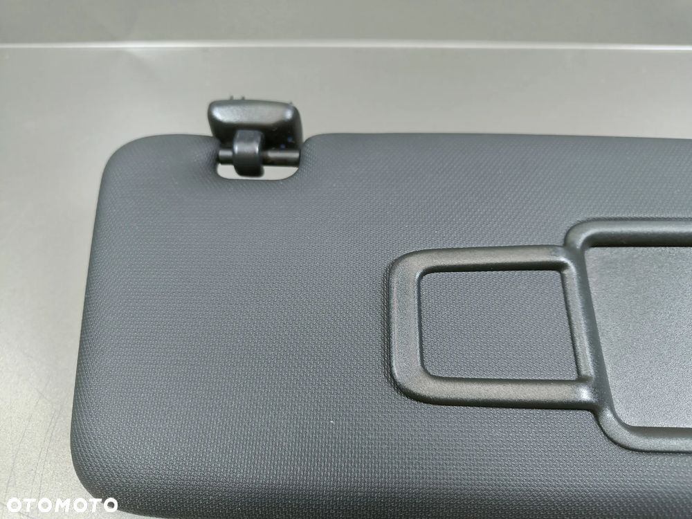 Osłona przeciwsłoneczna Prawa Audi A3 8V Słonecznik Prawy 8V0857552 - 2