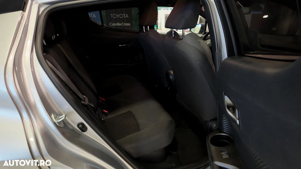 Toyota C-HR 1.8 HSD 122 CP 4x2 CVT C-enter - 32