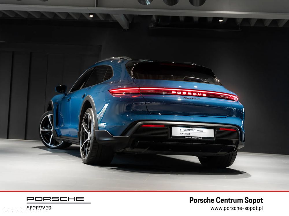 Porsche Taycan - 14