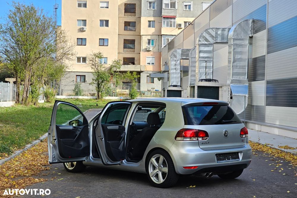 Volkswagen Golf 1.4 TSI Highline DSG - 12
