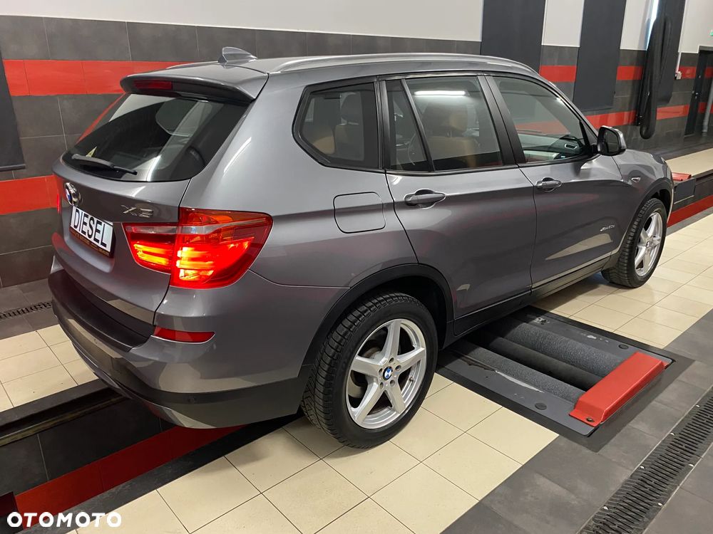 BMW X3 xDrive20d Advantage - 13