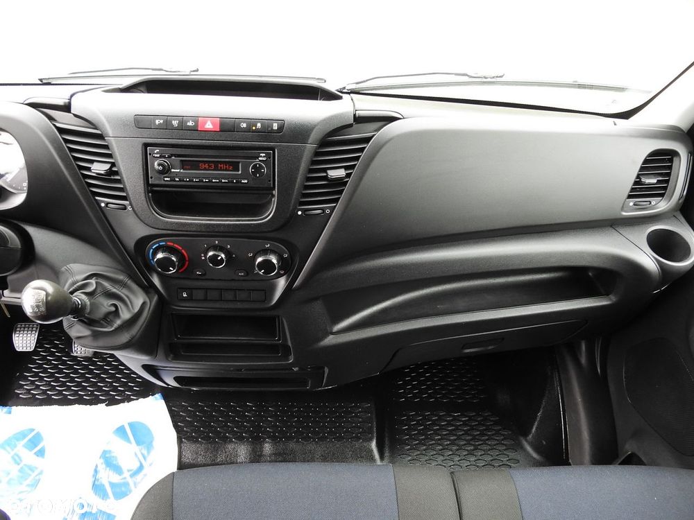 Iveco DAILY 35S15 SKRZYNIA PODWÓJNA KABINA DOKA 7 MIEJSC KLIMATYZACJA  150KM - 30