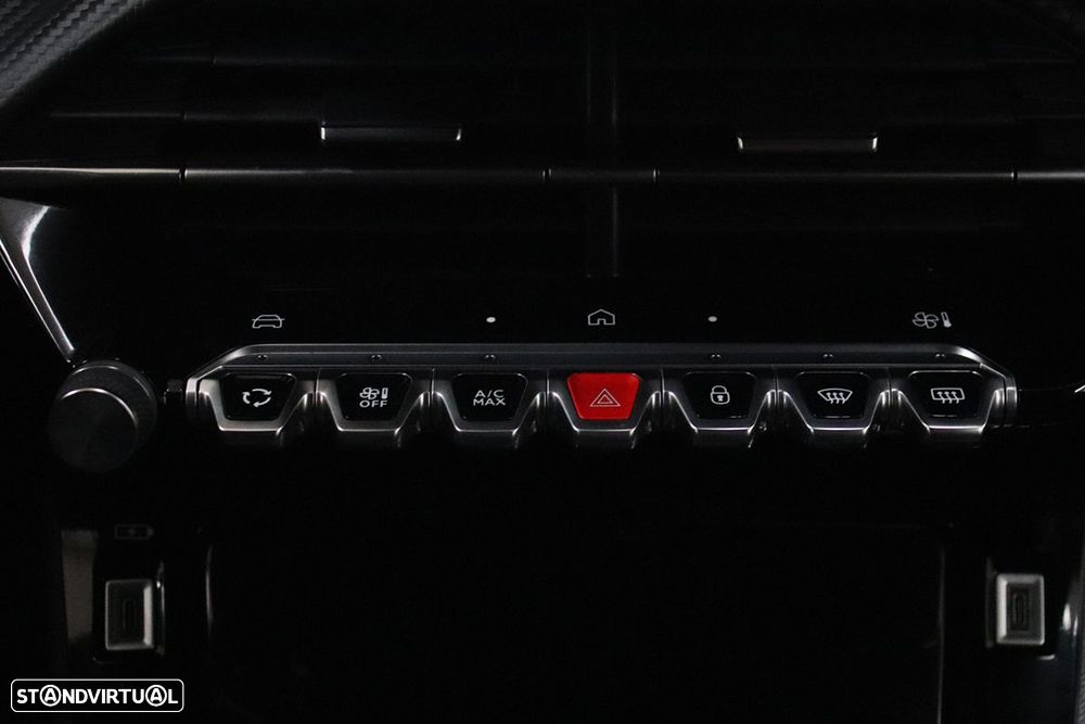 Peugeot 2008 1.2 PureTech Allure - 12