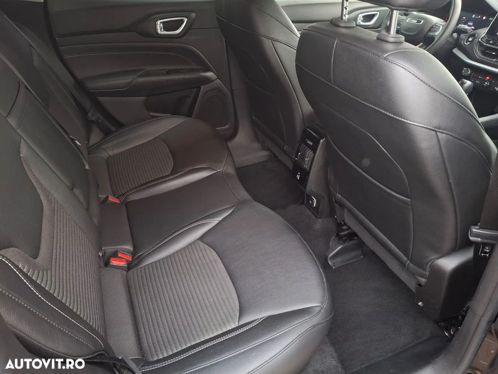 Jeep Compass 1.3 T-GDI 4xe PLUG-IN HYBRID Automatik Limited - 12