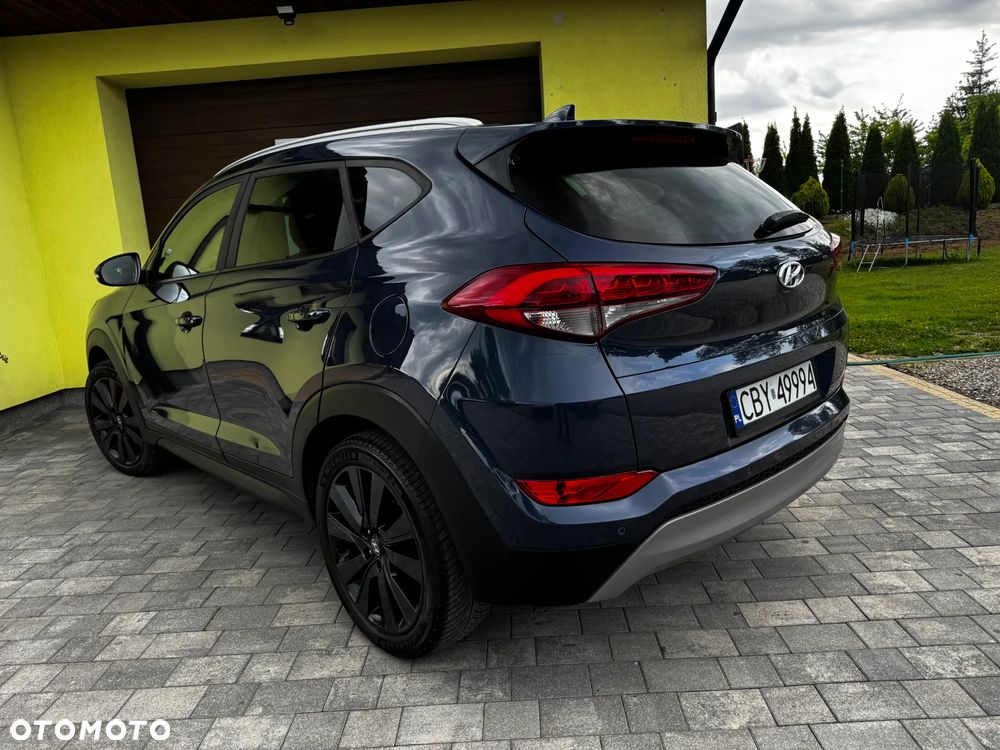 Hyundai Tucson 1.7 CRDI BlueDrive Style 2WD - 9