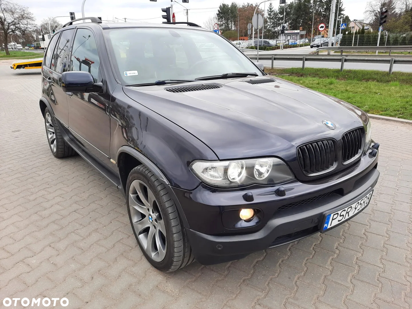 BMW X5 4.8 is Edition Exclusive - 4