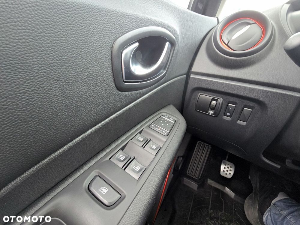 Renault Captur ENERGY TCe 120 Crossborder - 17
